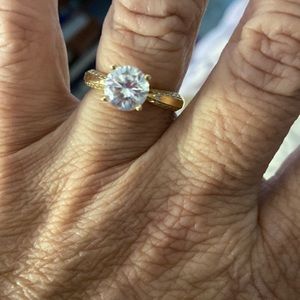 14 kt gold ring 2 carat diamondique ring
